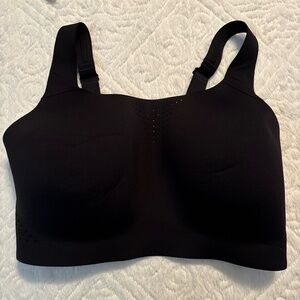 VICTORIAS SECRET  Featherweight Max Sports Bra 36DDD/F80 Black Adjustable